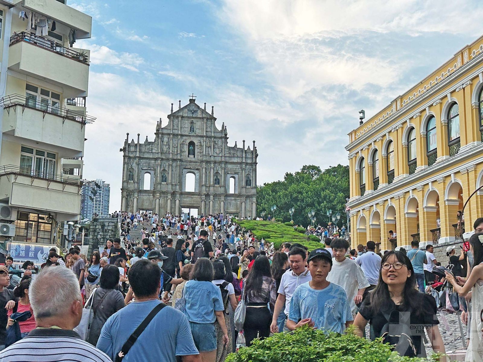時(shí)光回溯:2005年澳門天天開(kāi)好的城市脈動(dòng)與浮光掠影