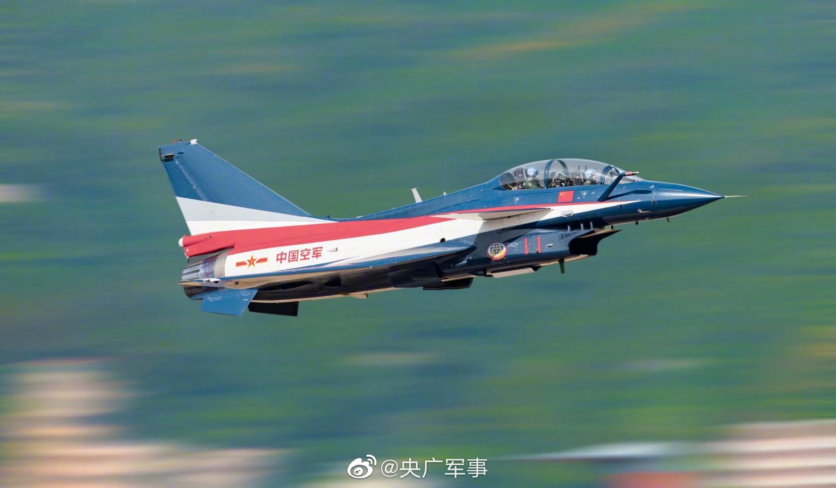 殲 10和殲 11誰厲害：一場空中對決的多元勾勒與性能特寫