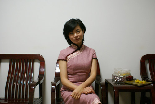 《愛(ài)情公寓》賈小西扮演者深度解析:熒幕背后的精彩與職業(yè)旅程