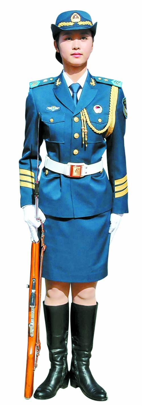 榮光之旅：一位紀錄片導演與中國人民解放軍儀仗隊女兵的深情對話
