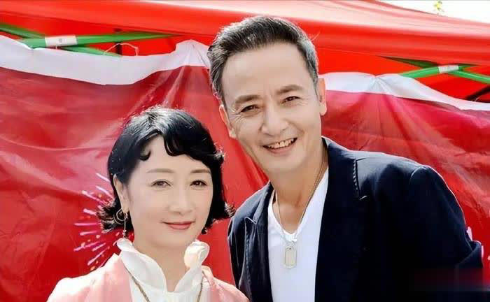 深度剖析:陸毅究竟喜歡田海蓉還是鮑蕾?揭秘娛樂圈模范夫妻的真摯情感