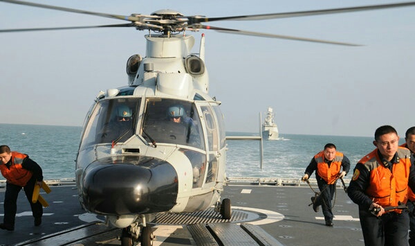 深度聚焦:殲15艦載機起降全攻略與核心技術解析