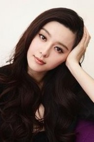 特寫(xiě)訪談：小宋佳的老公是誰(shuí)？多元勾勒其感情生活與公眾視線沖突