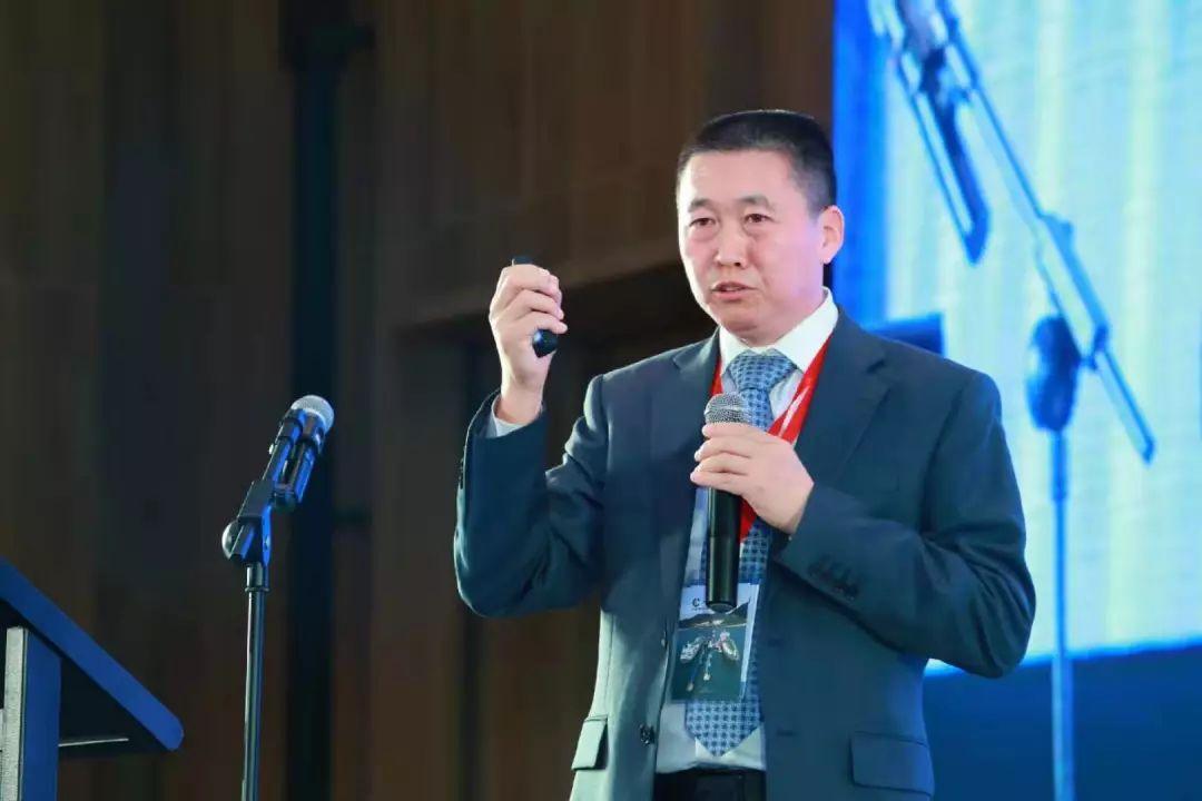 數(shù)字奇遇:探尋2025新奧正版資料免費(fèi)的真實(shí)價值