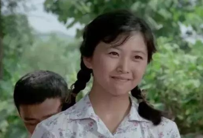 朱時(shí)茂老婆資料簡(jiǎn)介及：深度解析范旭霞的家庭與人生