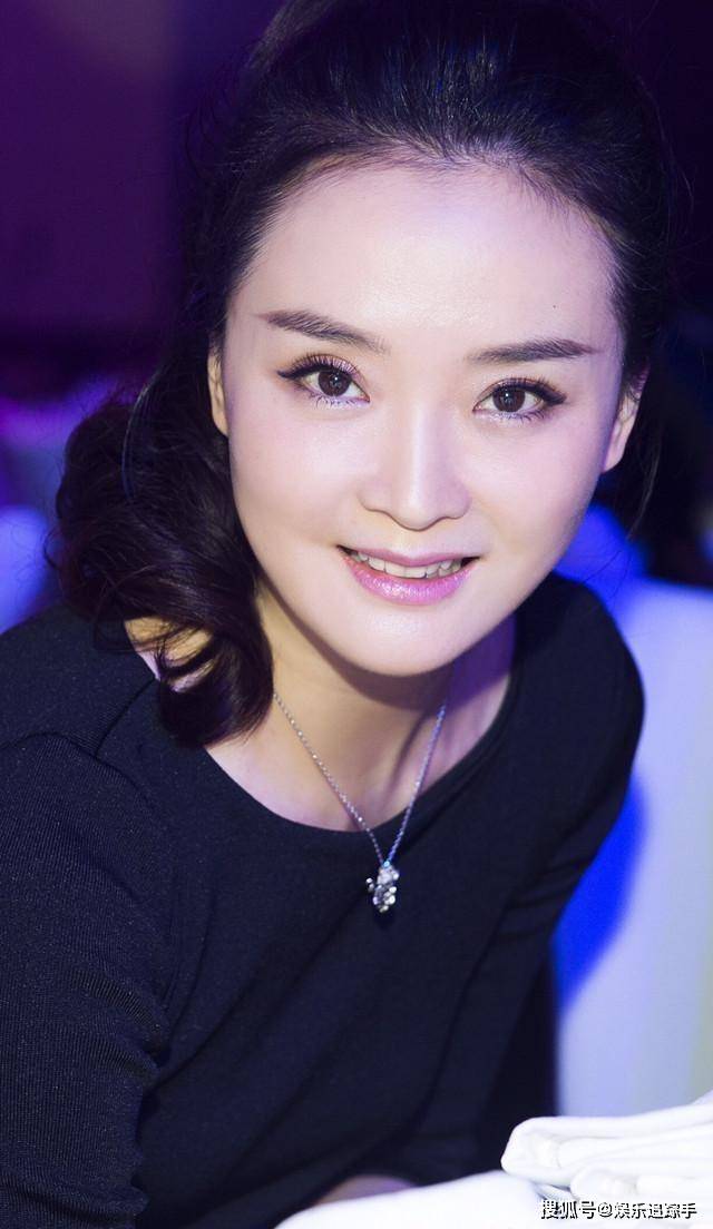 深度解析：王艷老公是誰？首次曝光幸福家庭圖片與背景