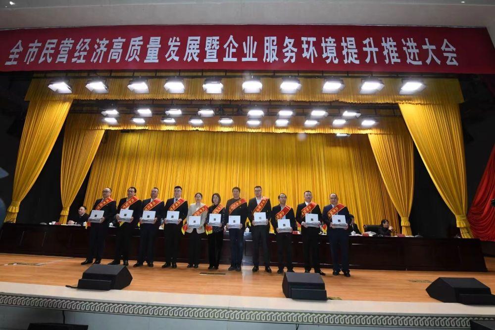 新澳全年免費(fèi)資料大全，探索與收獲，新澳全年免費(fèi)資料大全，探索之旅與收獲的時(shí)刻
