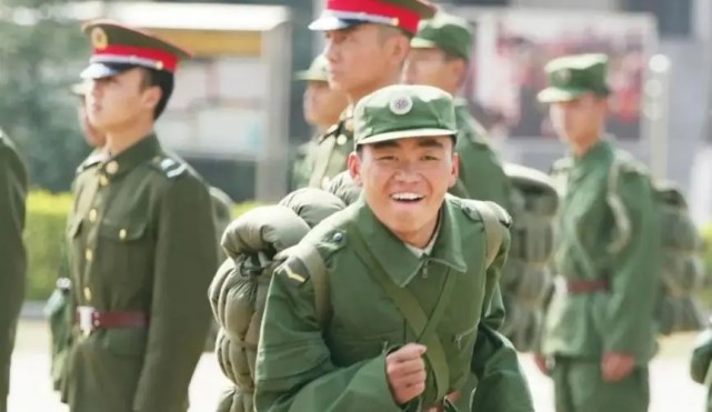 我是特種兵之利刃出鞘陳善明:深度解析其隊(duì)長(zhǎng)風(fēng)范與軍魂傳承